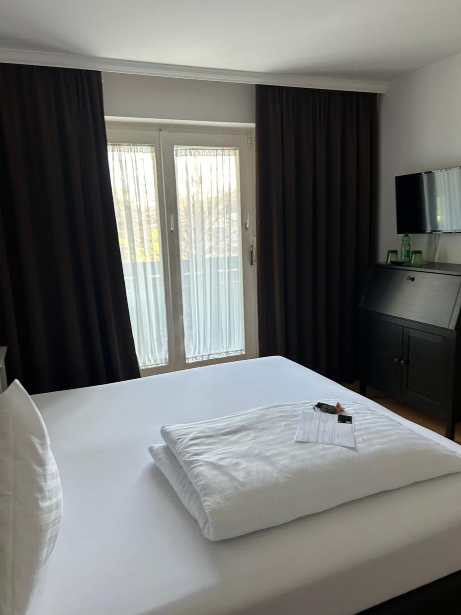 Hotel Berg 제키르헨 암 발레르제 외부 사진