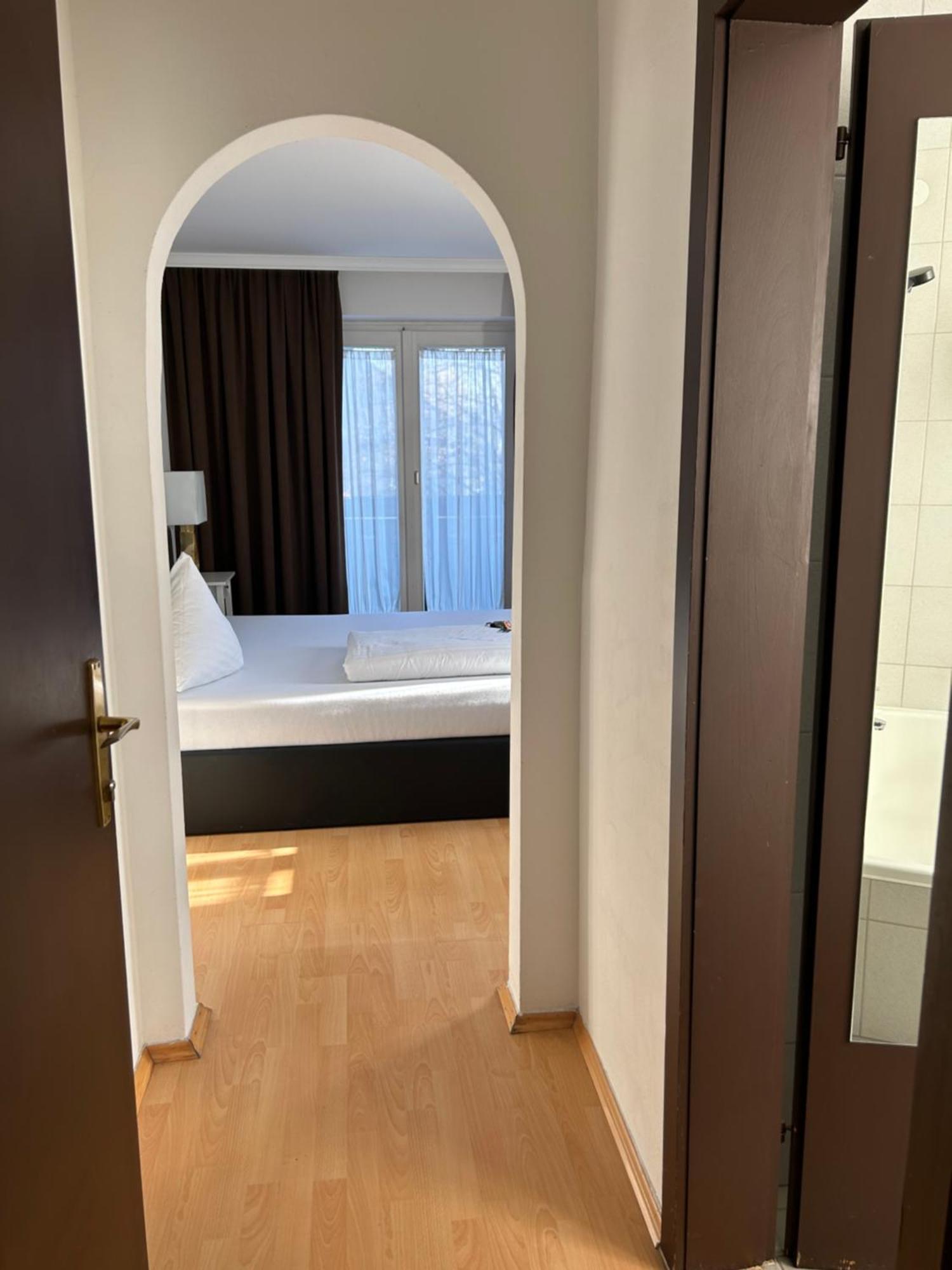 Hotel Berg 제키르헨 암 발레르제 외부 사진