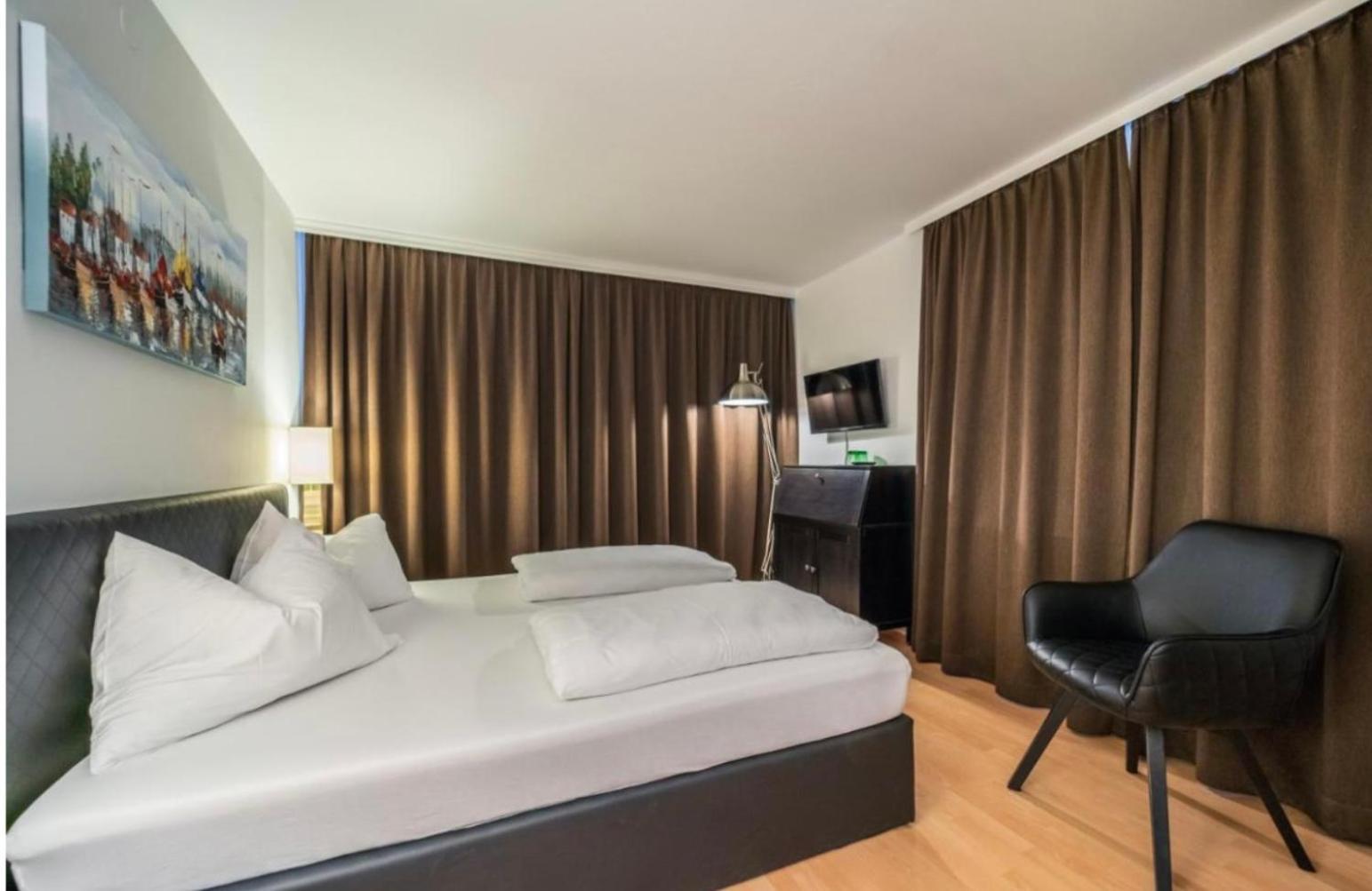 Hotel Berg 제키르헨 암 발레르제 외부 사진